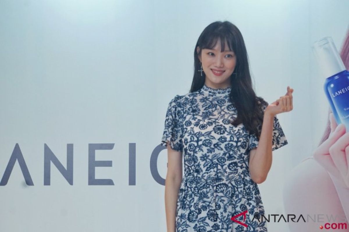 Aktris Korea ingatkan perlu menjaga kelembaban kulit sebelum rias wajah