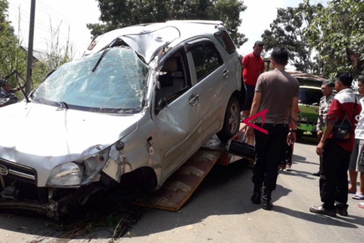 Mobil terjun jurang, ini penyebabnya