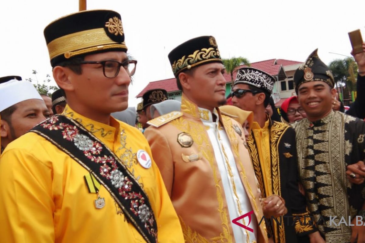 Sandiaga bersilaturahim ke Sultan Pontianak