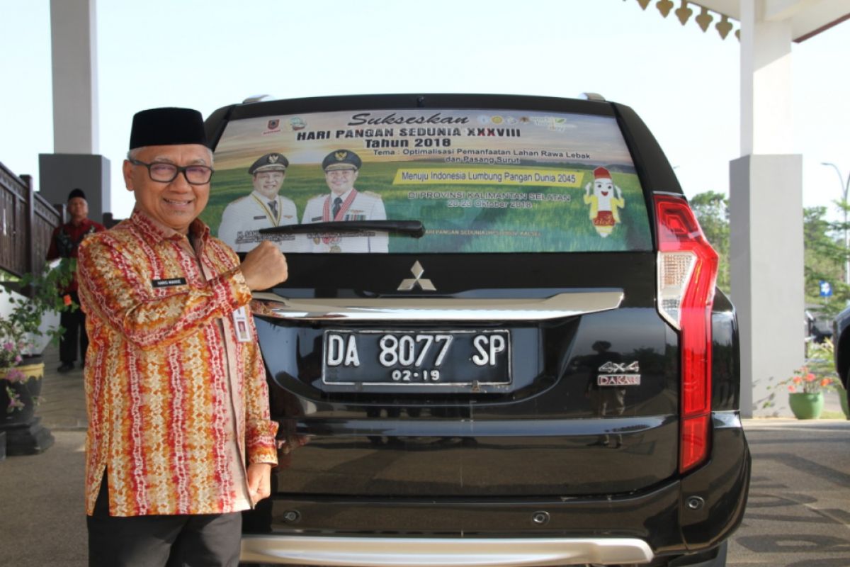 Mobil Sekdapun berstiker HPS 2018