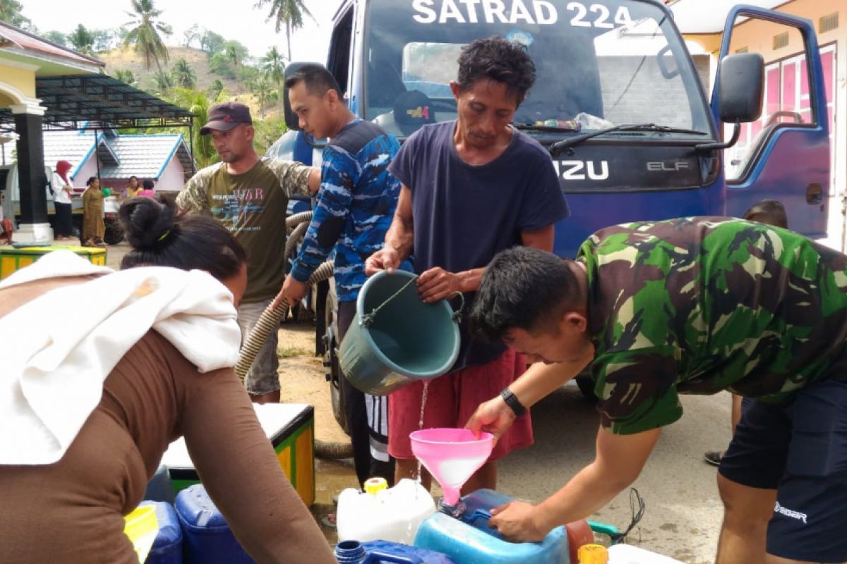 TNI AU Atasi Kekurangan Air Bersih di RSUD Kwandang
