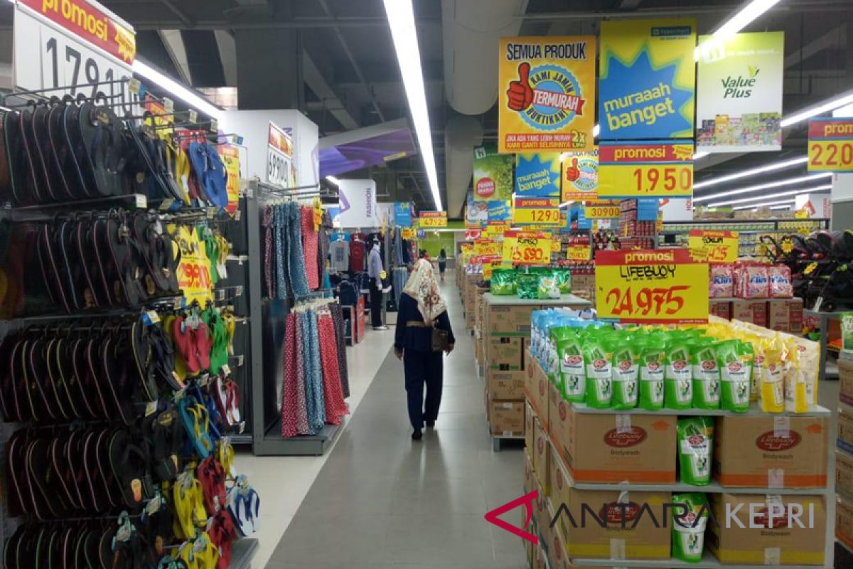 Swalayan Tanjungpinang jual produk tidak berizin