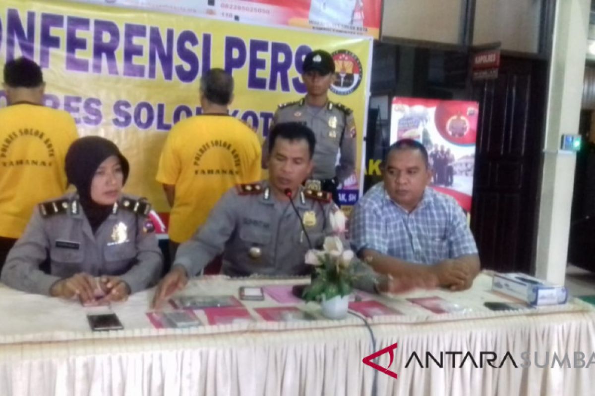 Polres Solok Kota tangkap dua pengedar sabu-sabu pasokan dari Pekanbaru