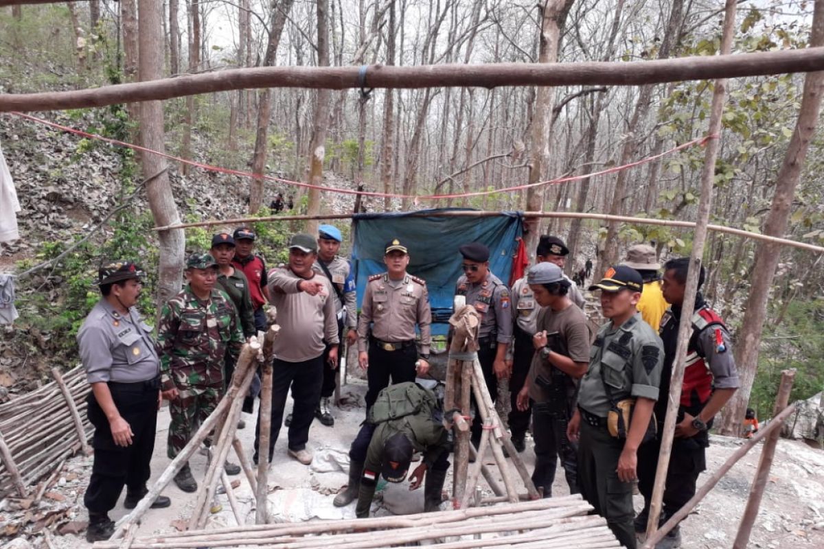 Kepolisian Tertibkan Tambang Emas Ilegal di Jember