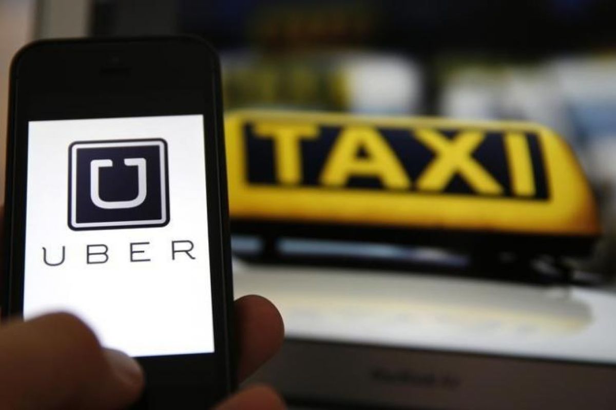 Sopir Uber bayar denda karena beroperasi secara ilegal