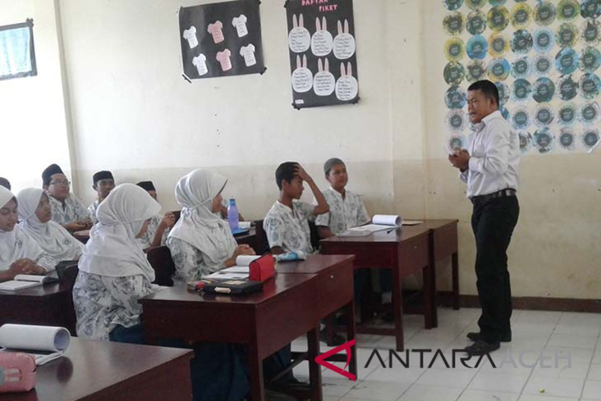 Dosen UTU perkuat pendidikan karakter pelajar Madrasah