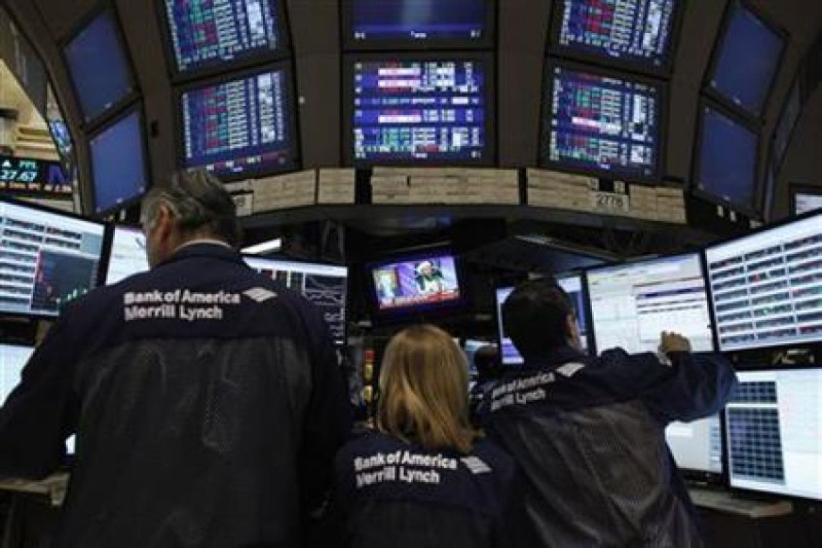 Pengumuman The Fed picu penurunan saham Wall Street