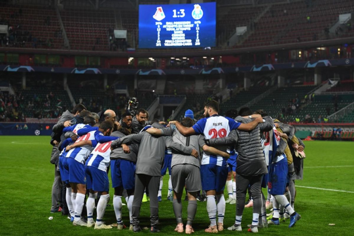 Porto mantap di puncak klasemen Grup D