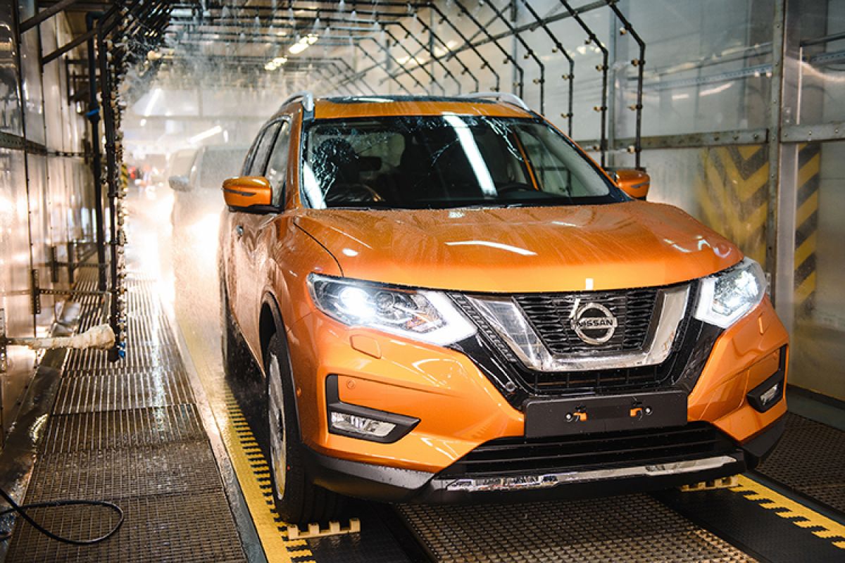 Pabrik Nissan St Petersburg mulai produksi X-Trail terbaru