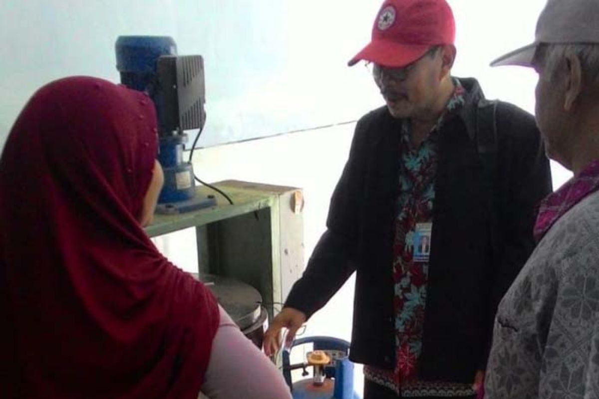 Tingkatkan produktivitas, dosen Undip dampingi UKM carica Wonosobo