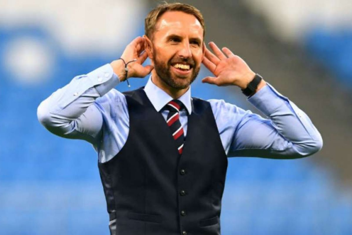 Southgate siap bantu Phil Neville tangani tim putri Inggris jelang Piala Dunia 2019