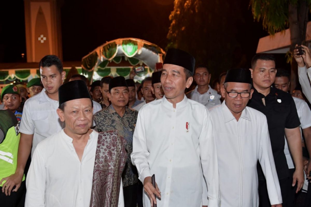 Presiden silaturahmi  di Ponpes Girikesumo