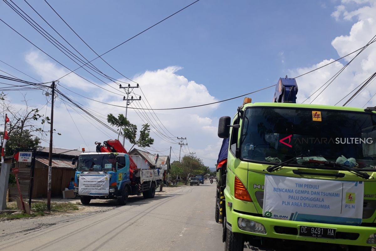 PLN bangun kembali jaringan listrik di  Palu