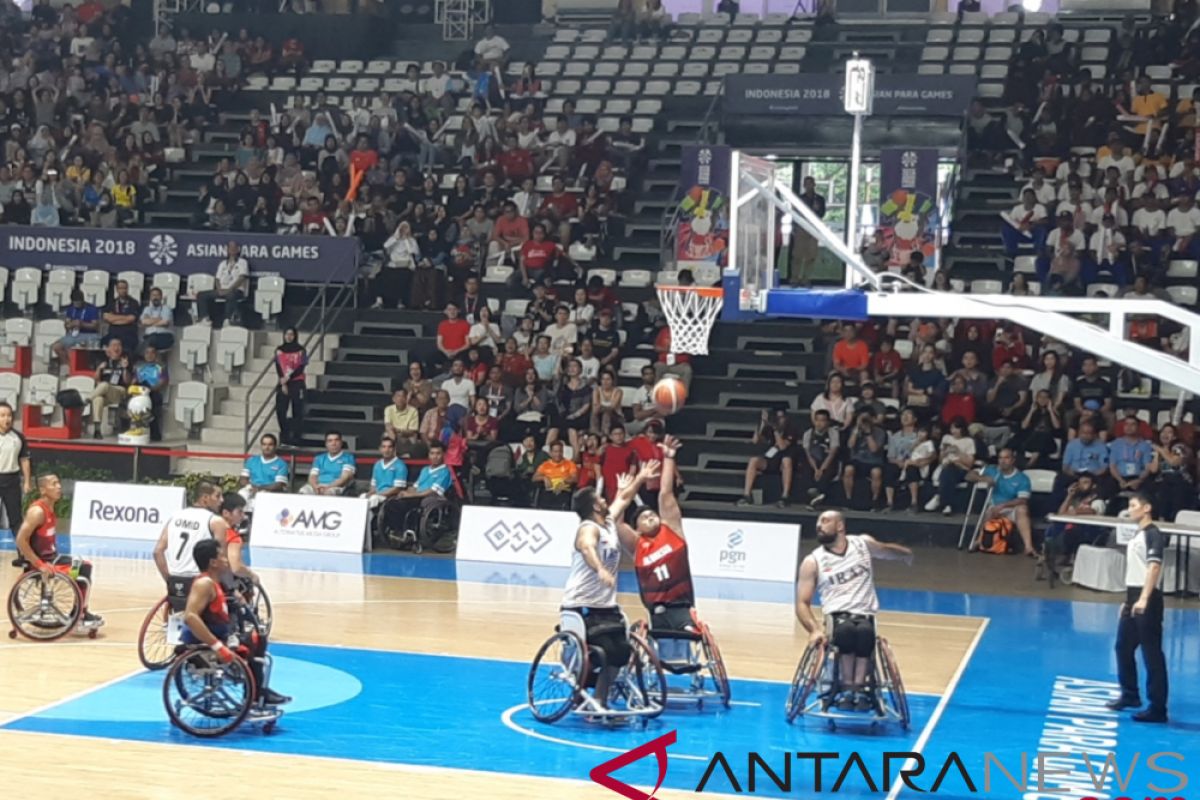 Sambutan tetap meriah meski timnas basket kalah