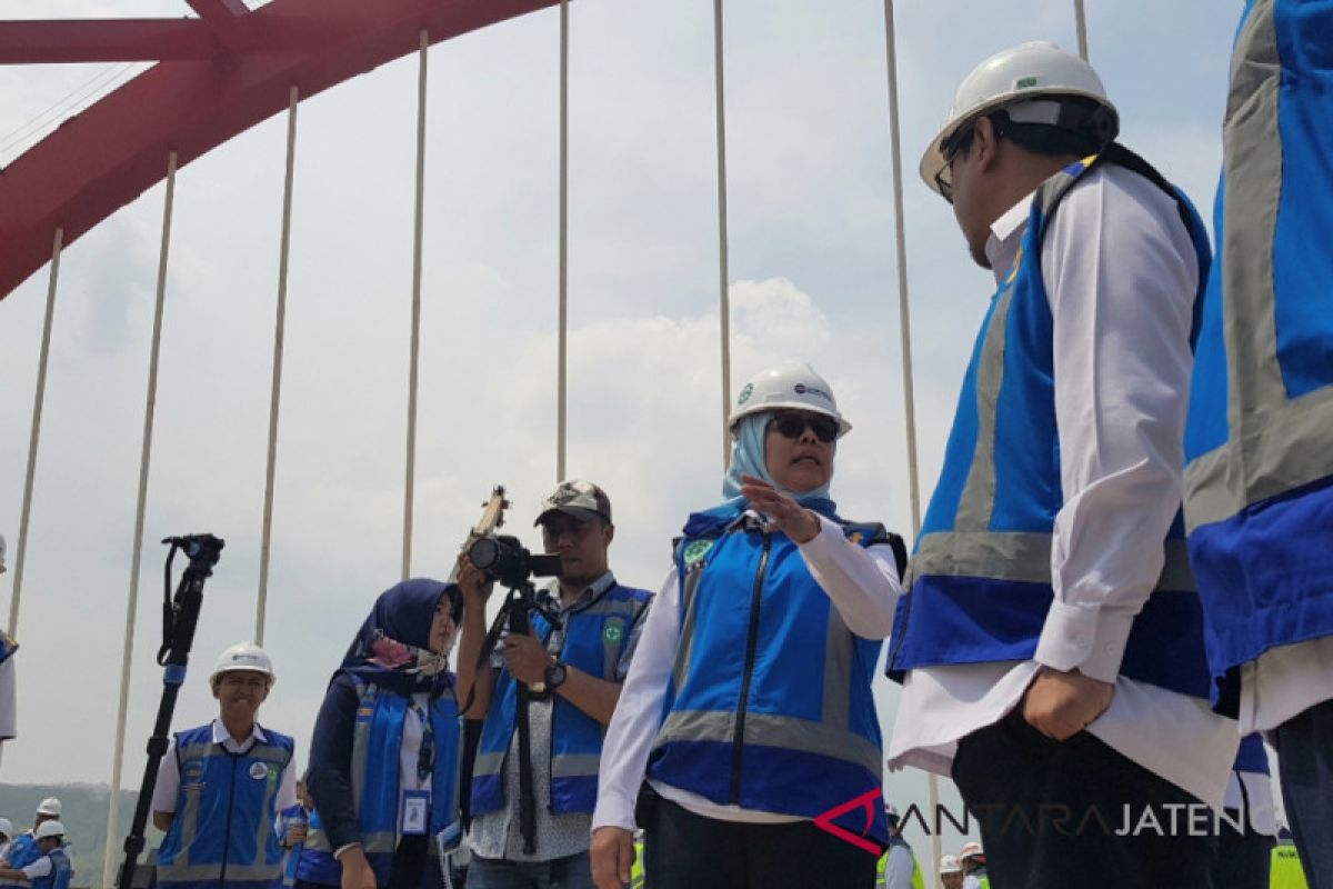 Peresmian Tol Semarang-Batang dikhawatirkan tertunda