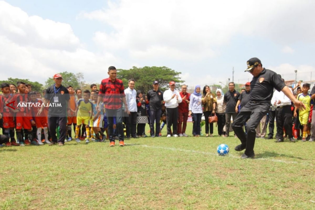 Pemkot Malang Dorong Regenerasi Pemain Sepak Bola