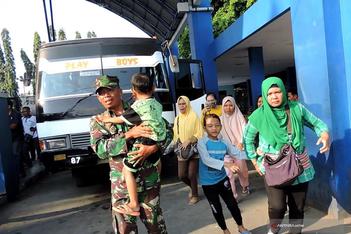 Polres Situbondo Sosialisasi dan Simulasi Tanggap Bencana Gempa (Video)