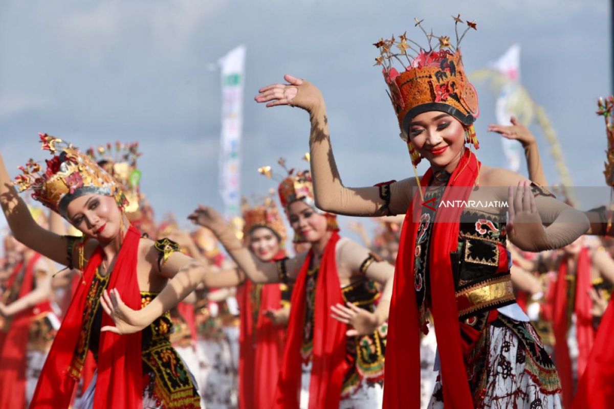 Festival Gandrung Sewu Banjir Pujian