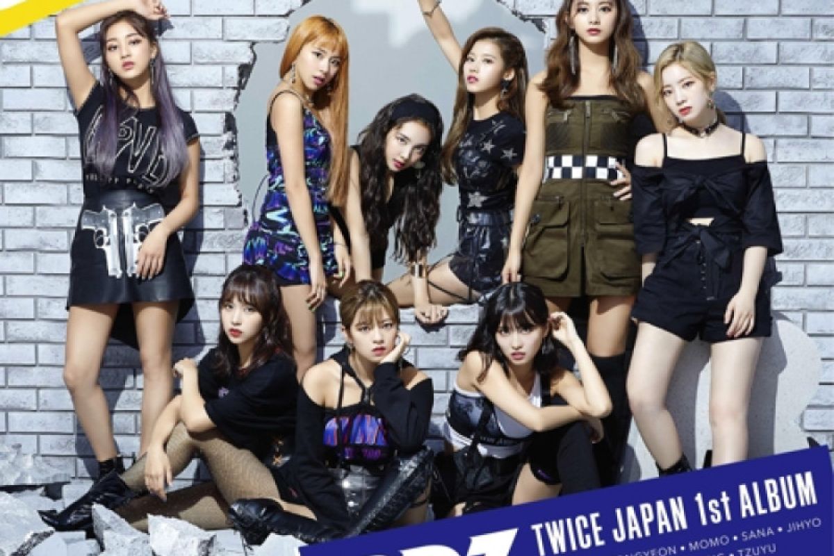 TWICE puncaki tangga album Jepang