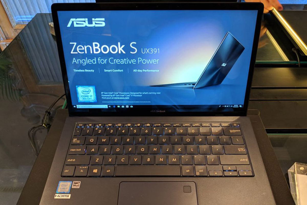 ASUS rilis laptop Premium Zenbook S