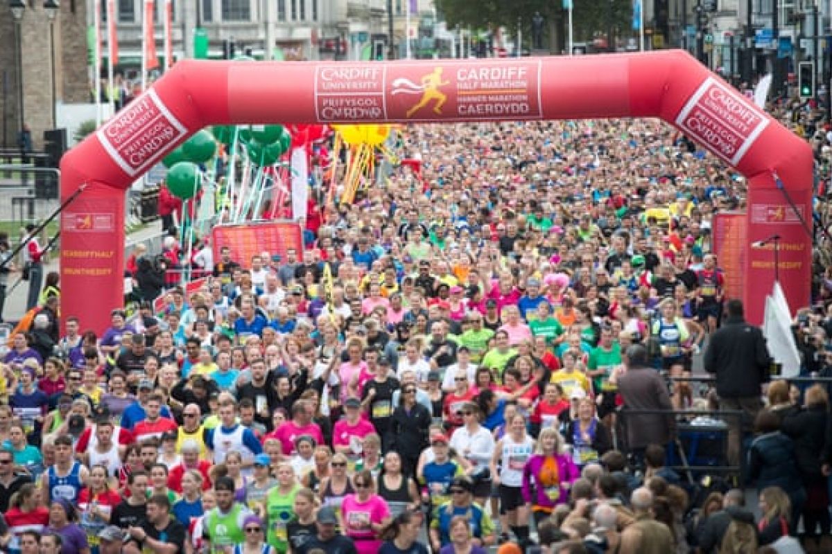 Dua peserta half-marathon di Cardiff meninggal dunia