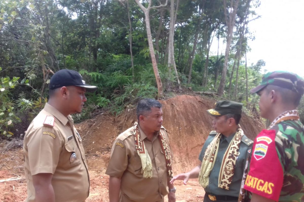 Akses jalan ke objek wisata Air Terjun Lakitan Tengah Pesisir Selatan terbuka