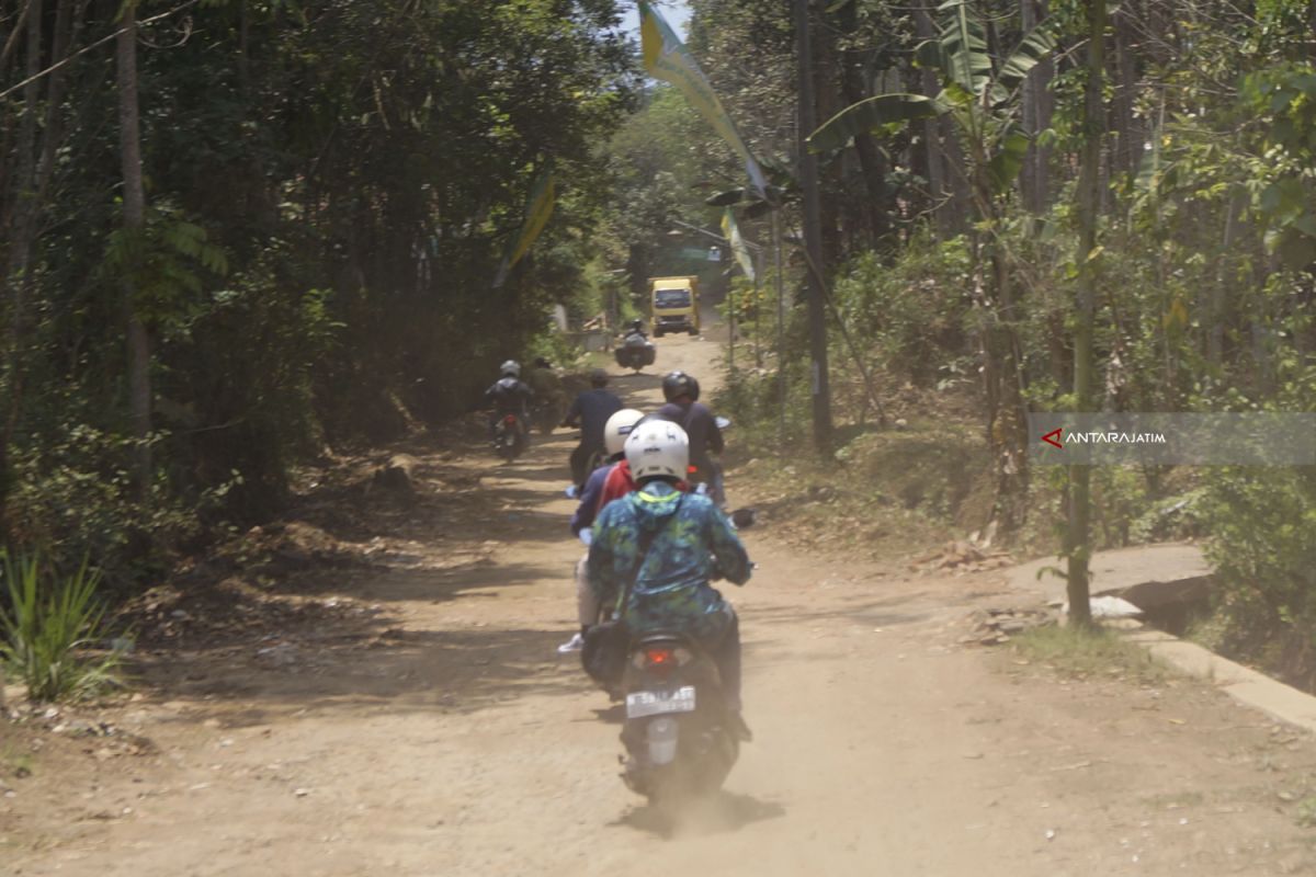 Pemkot Malang Diminta Segera Perbaiki Jalan Rusak