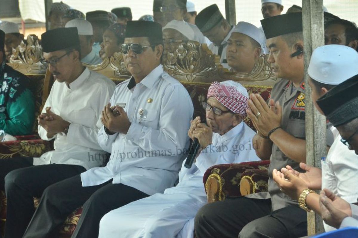 Peletakkan Batu Pertama Pondok Pesantren Takhashush Diniyah