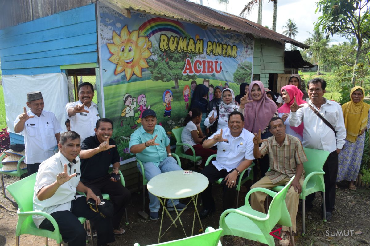 Wali Kota berharap minat baca di Padangsidimpuan meningkat
