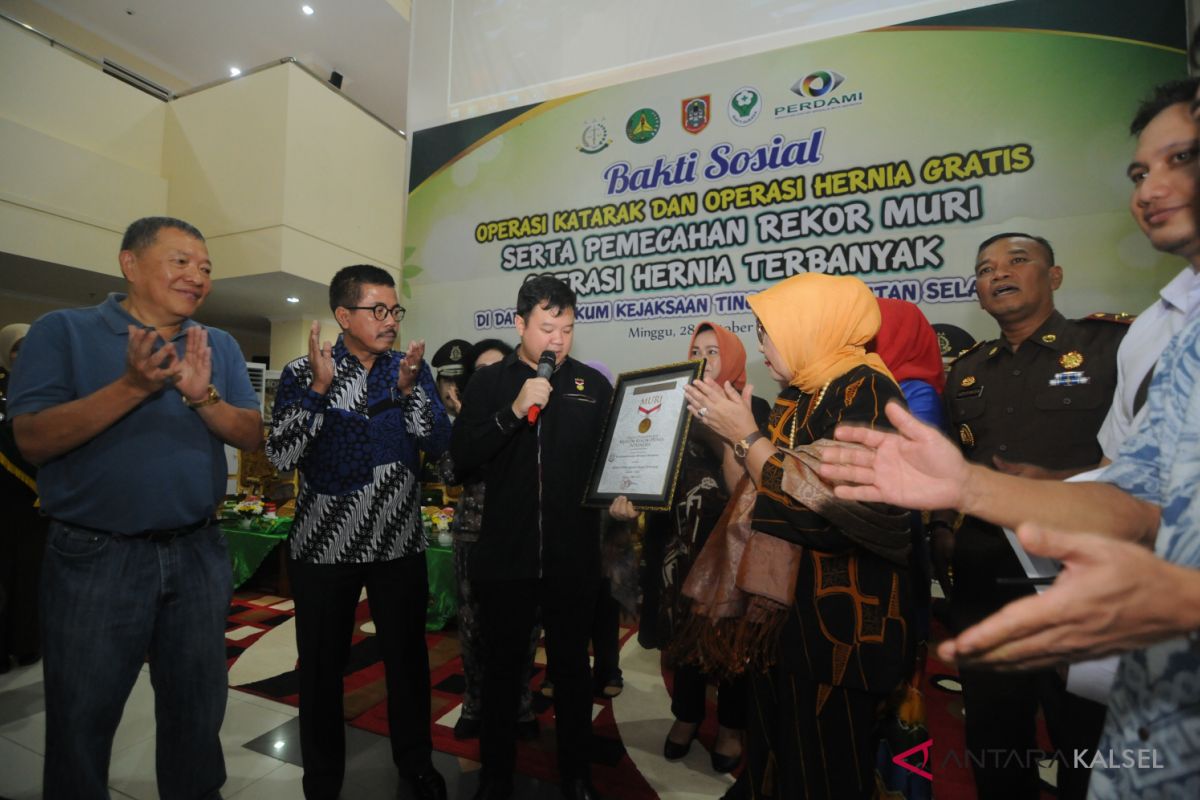AGO wins MURI for most hernia surgery in South Kalimantan