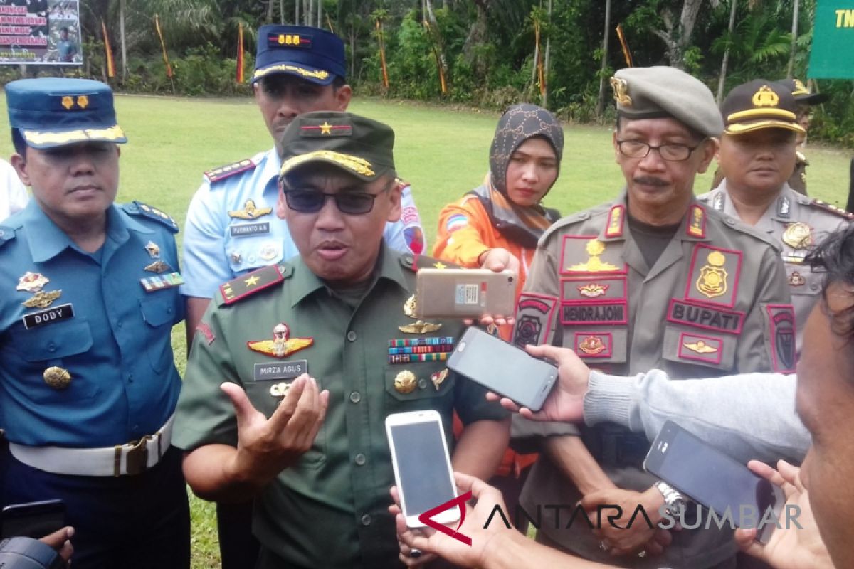 150 prajurit TNI sukseskan TMMD di Pesisir Selatan