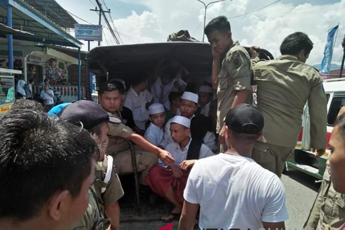 Belasan pelajar terjaring operasi Kasih Sayang