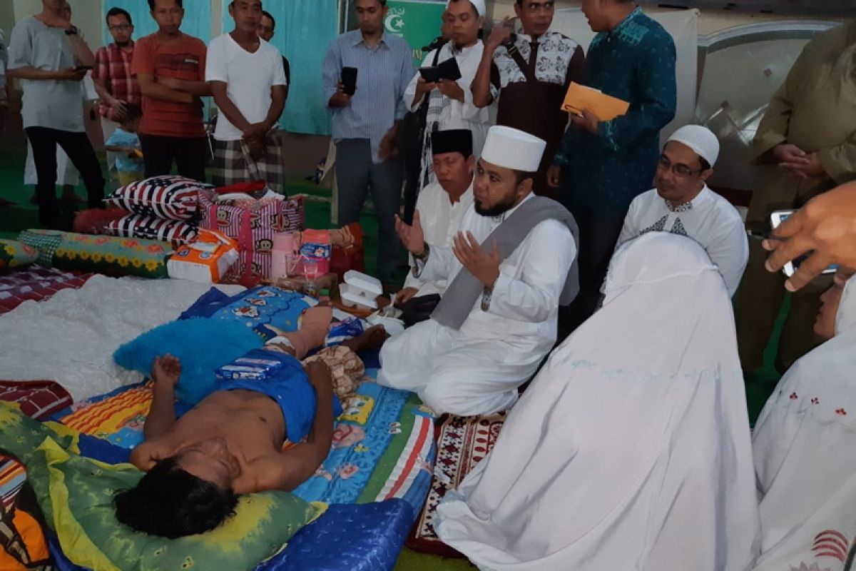 Helmi Hasan kunjungi korban bencana Sulteng yang mengungsi ke Makassar