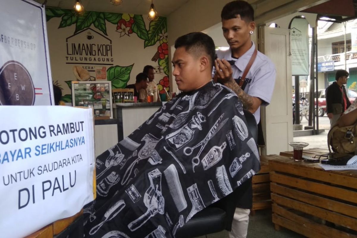 Warganet Apresiasi Penggalangan Dana Komunitas Barbershop Tulungagung