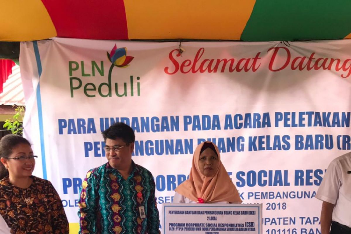 PLN UIP Sumbagut salurkan CSR