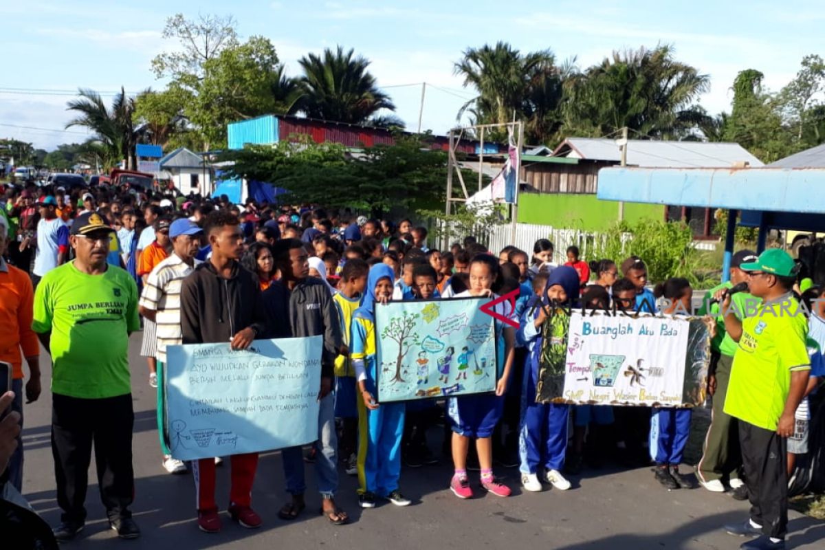 Teluk Wondama bangun gerakan bebas sampah