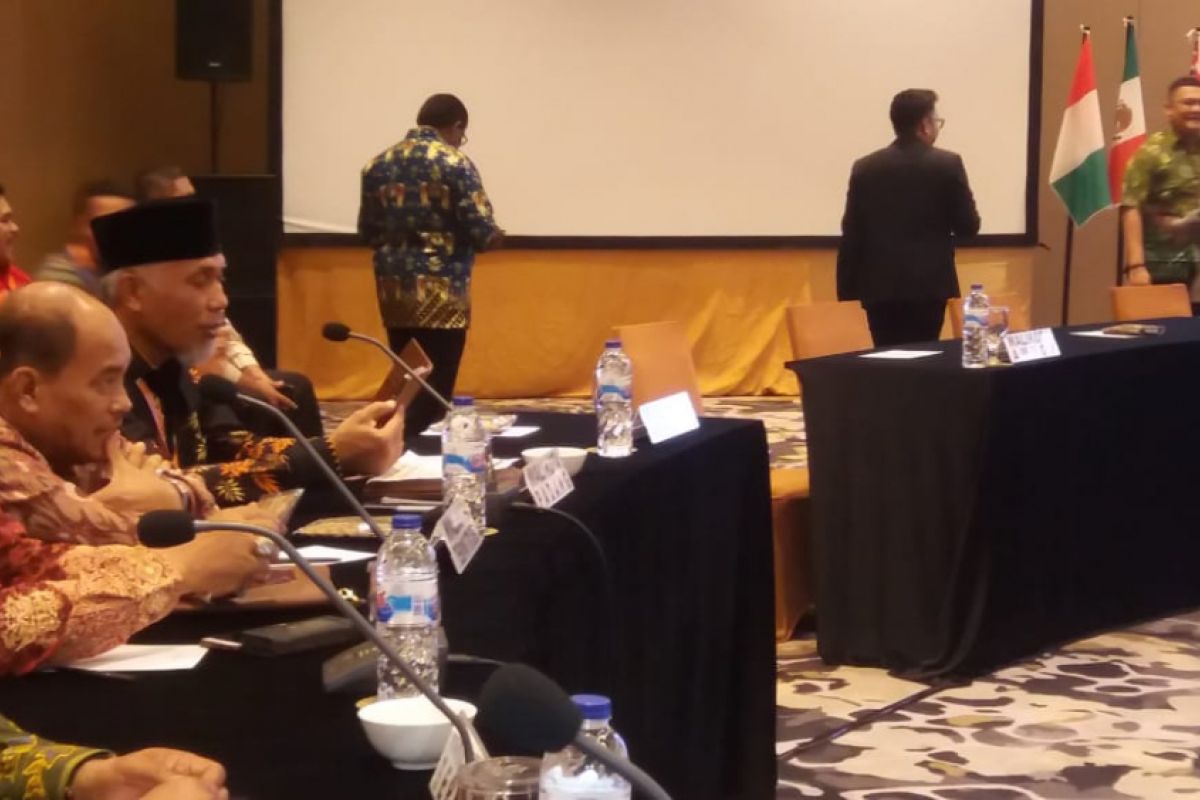 Walikota hadiri Internasional Discussion Forum di Makasar