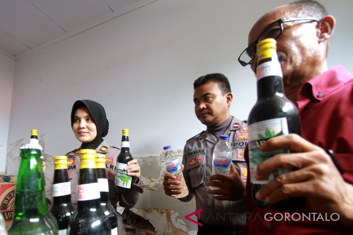 Operasi Pekat Otanaha Sita Ribuan Botol Miras