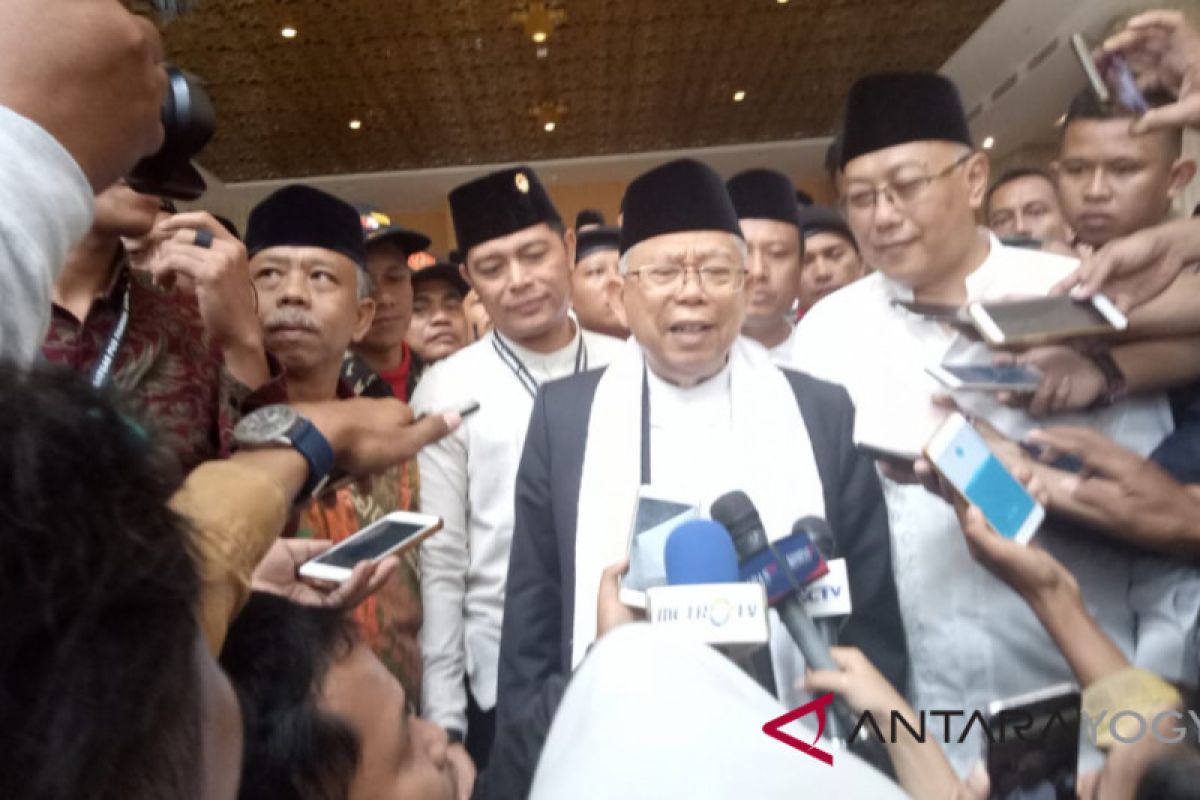 KH Ma'ruf Amin  mengaku penggemar Persib Bandung di depan "bobotoh"