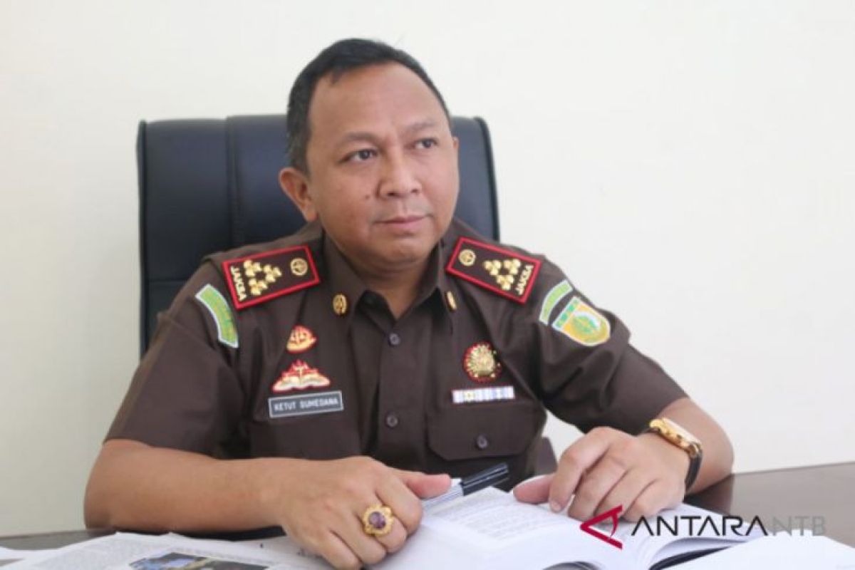 Status tahanan kota mantan Kadisdik Mataram diperpanjang