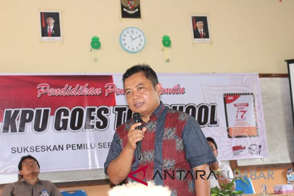 Sasar pemilih pemula, KPU Pasaman sosialisasi di SMP dan SMA