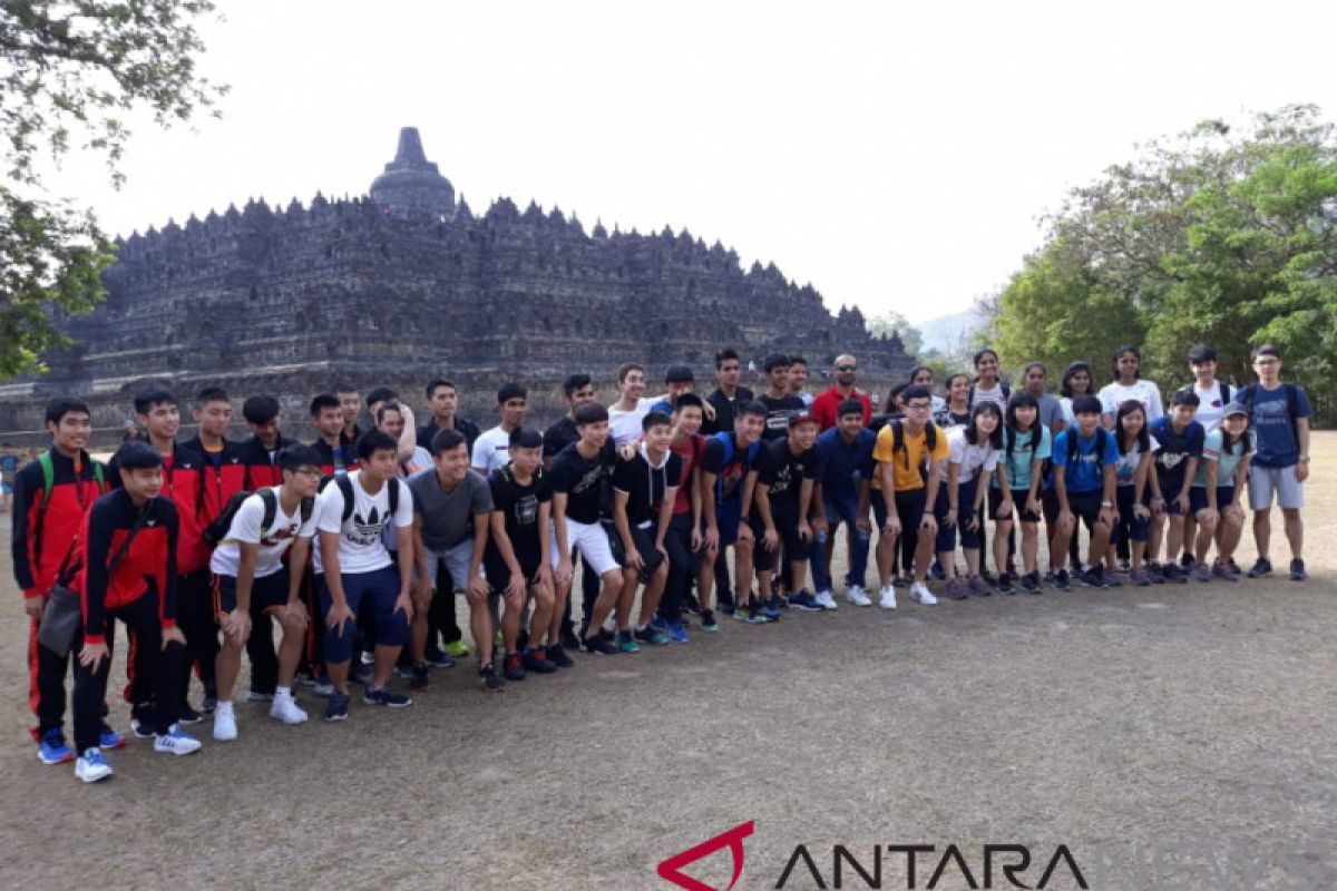 Peserta Superliga 2018 diajak piknik ke Borobudur