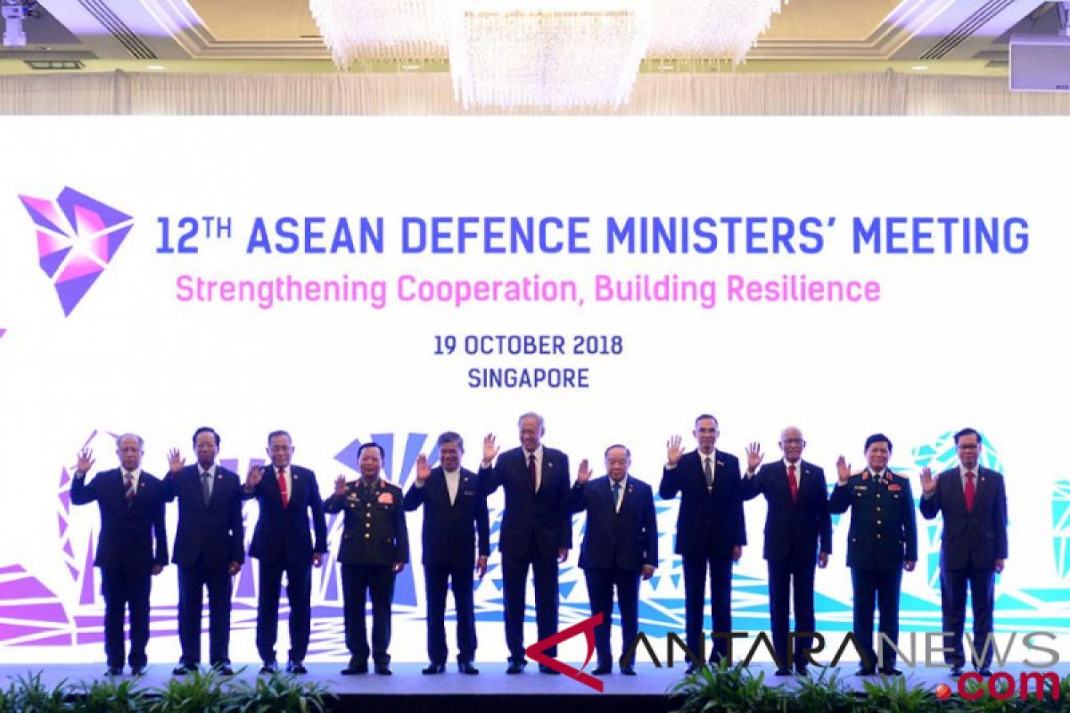 Menhan Ryamizard hadiri pertemuan Menhan ASEAN di Singapura