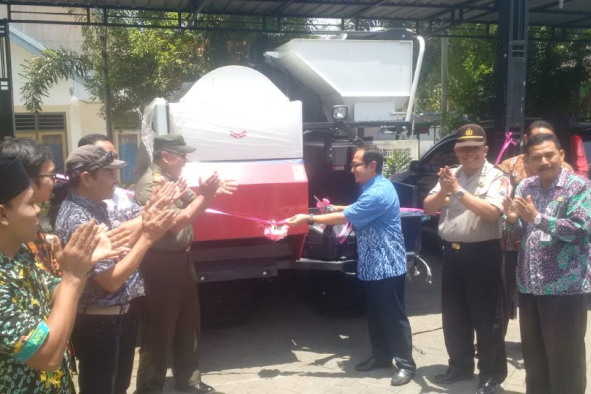 Pertamina EP Bantu Mesin Combine Petani Tuban