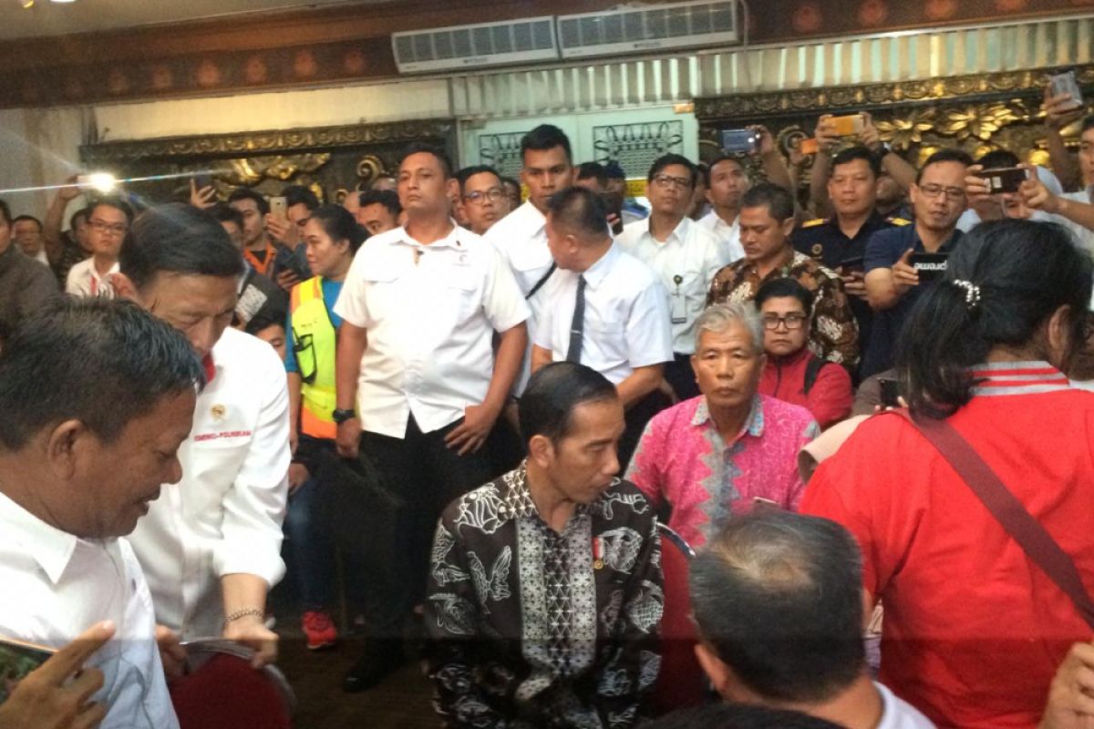 Presiden Jokowi Pantau Posko Bandara Soekarno-Hatta