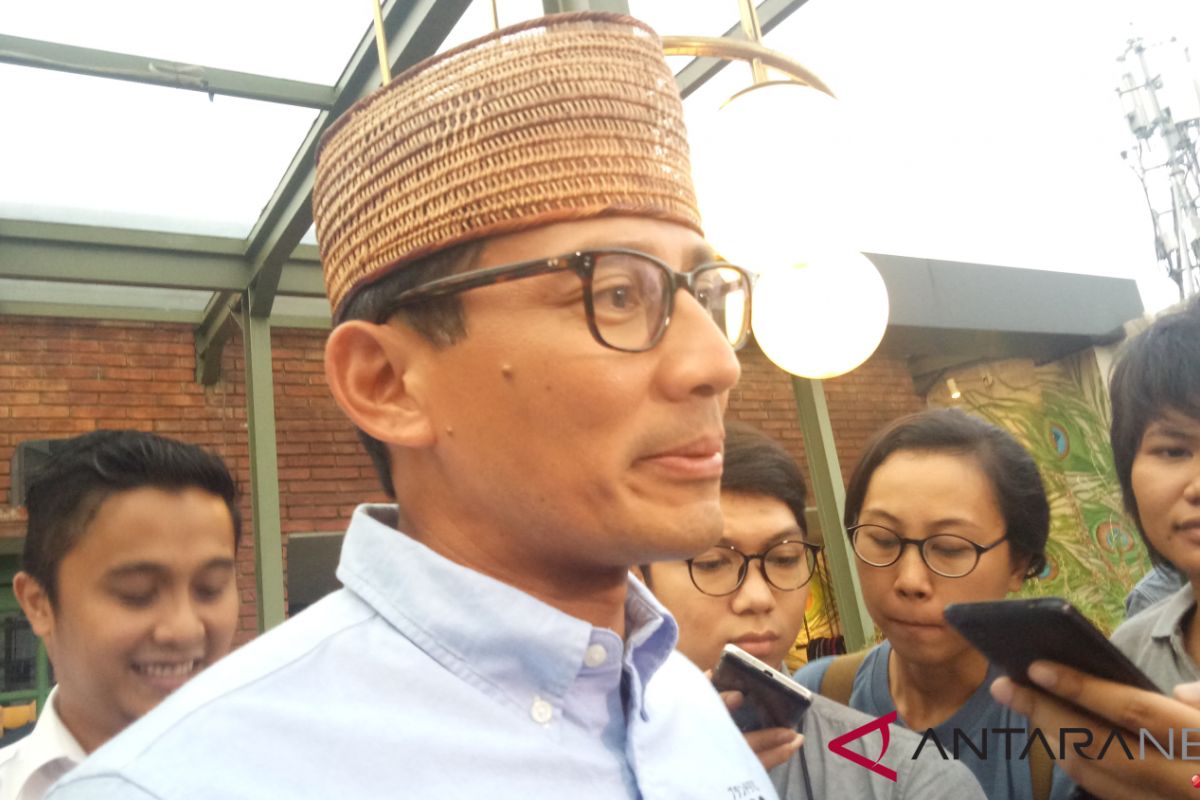 Sandiaga Uno hadiri tabligh akbar Majelis Rasulullah bersama Gatot Nurmantyo