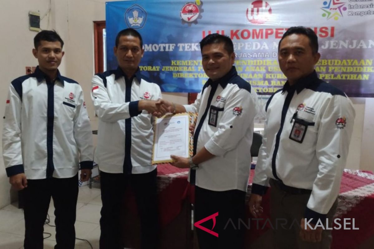 45 peserta ikuti uji kompetensi di TUK Kharisma Banjarmasin