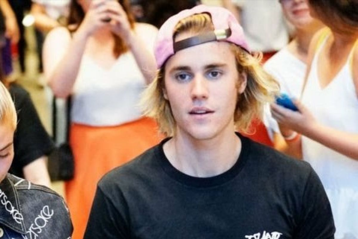 Justin Bieber isyaratkan "comeback" tahun depan?