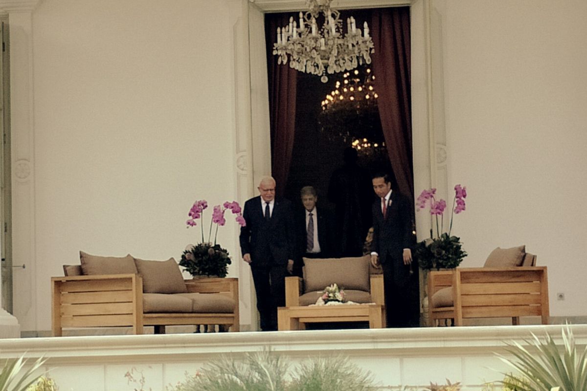 President  Jokowi receives courtesy call from Palestinian foreign minister