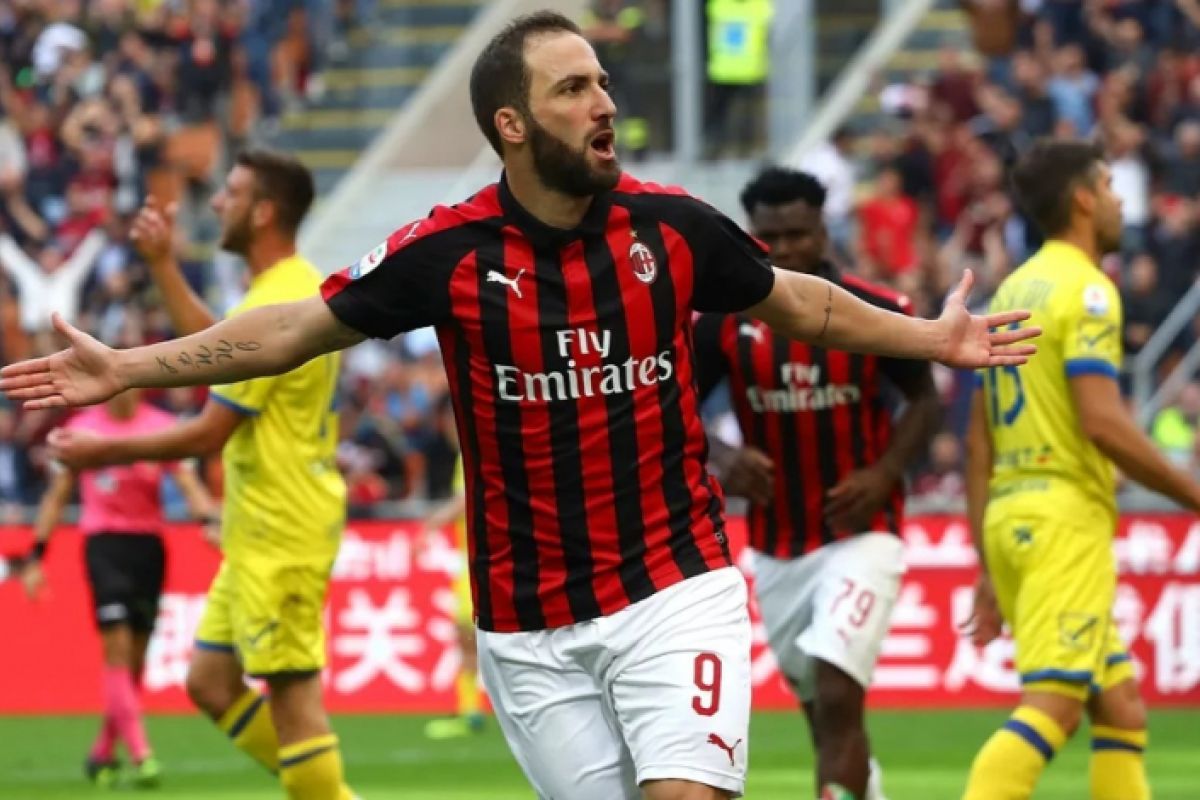 Higuaian mengaku didepak Juventus